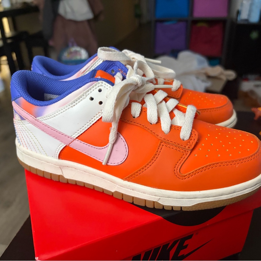 Nike Kids Orange and Pink Sneakers with White Accents - Picture 6 of 6